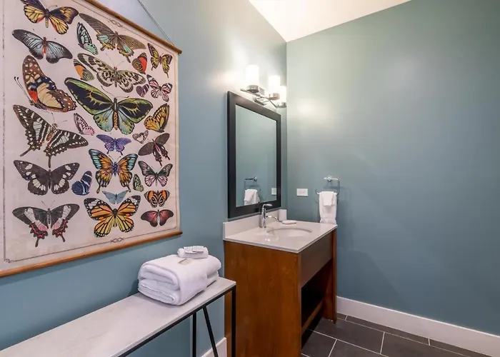 Holiday home Luxury 4 Bedroom Gulf View Condo, Rooftop Pool, Right Next To The Hangout! *